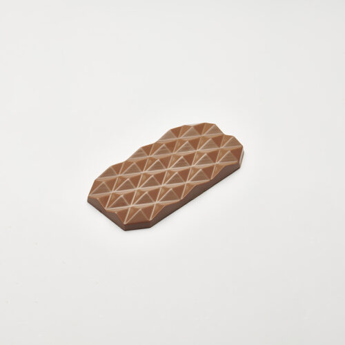 Rajola de xocolata amb llet elaborada per Lluc Crusellas, el millor xocolater del món