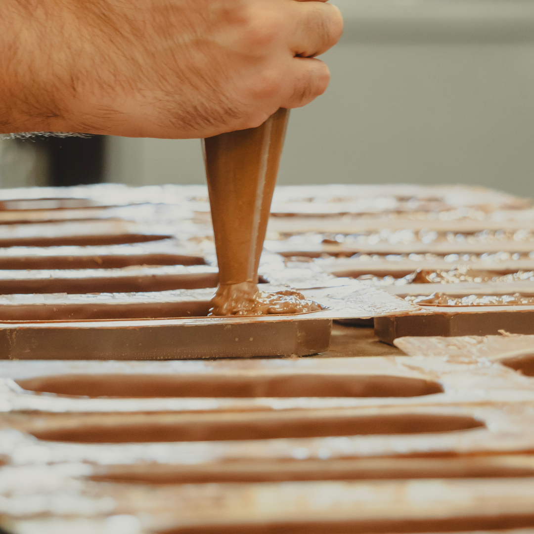 Taller de torrons amb Lluc Crusellas a l'obrador Eukarya Xocolata