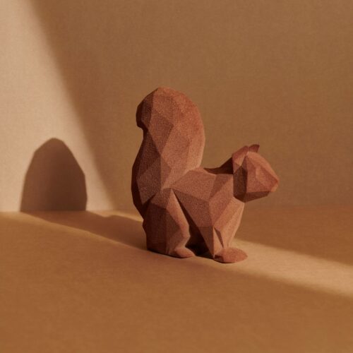 Mona en forma d'esquirol de xocolata. Elaborada per Lluc Crusellas.